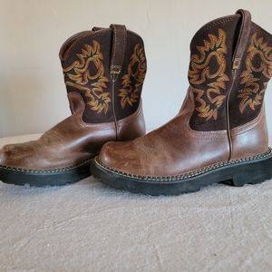 ARIAT cowgirl / cowboy boots - size 7.5B